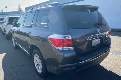 2013 Toyota Highlander SE