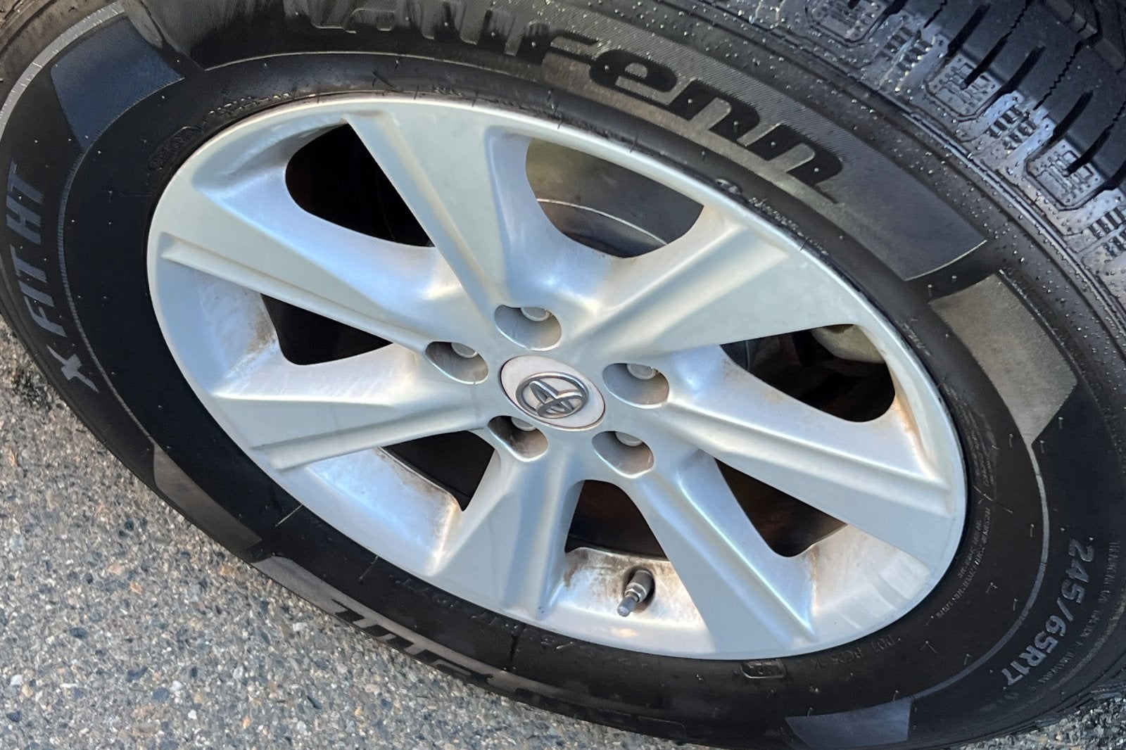 2012 Toyota Highlander SE