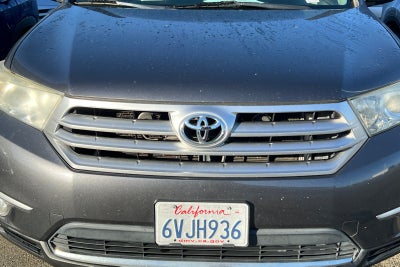 2012 Toyota Highlander SE