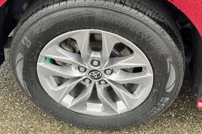 2022 Toyota Sienna LE