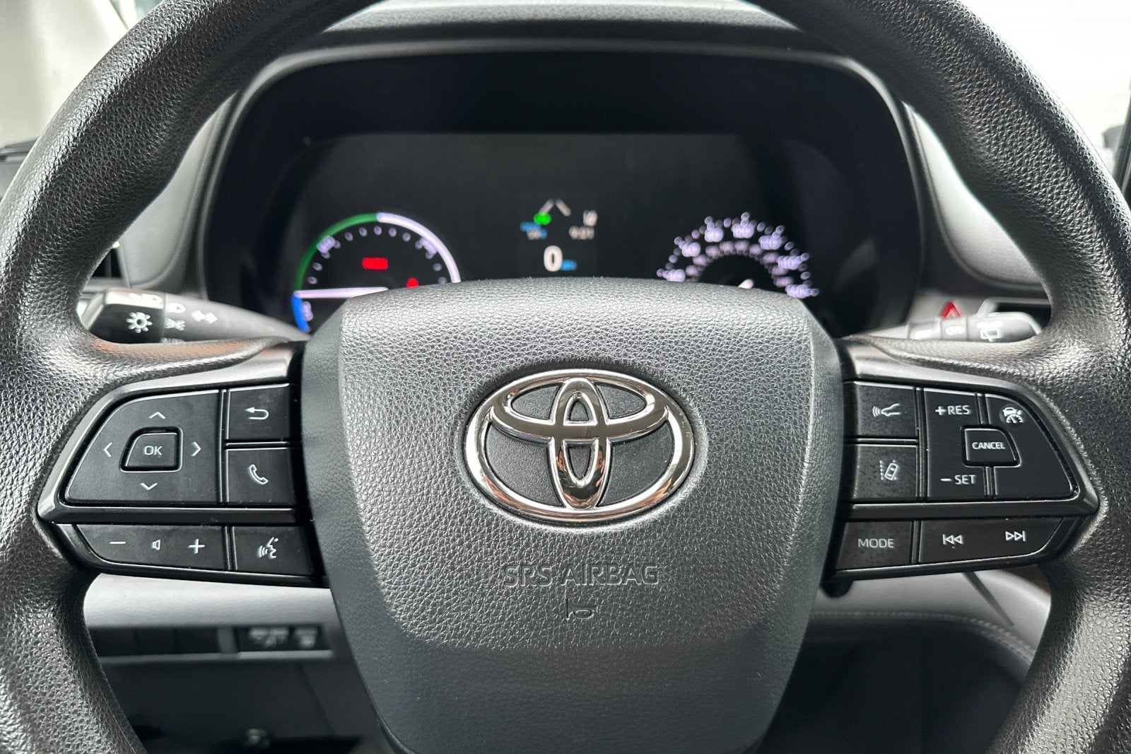 2022 Toyota Sienna LE