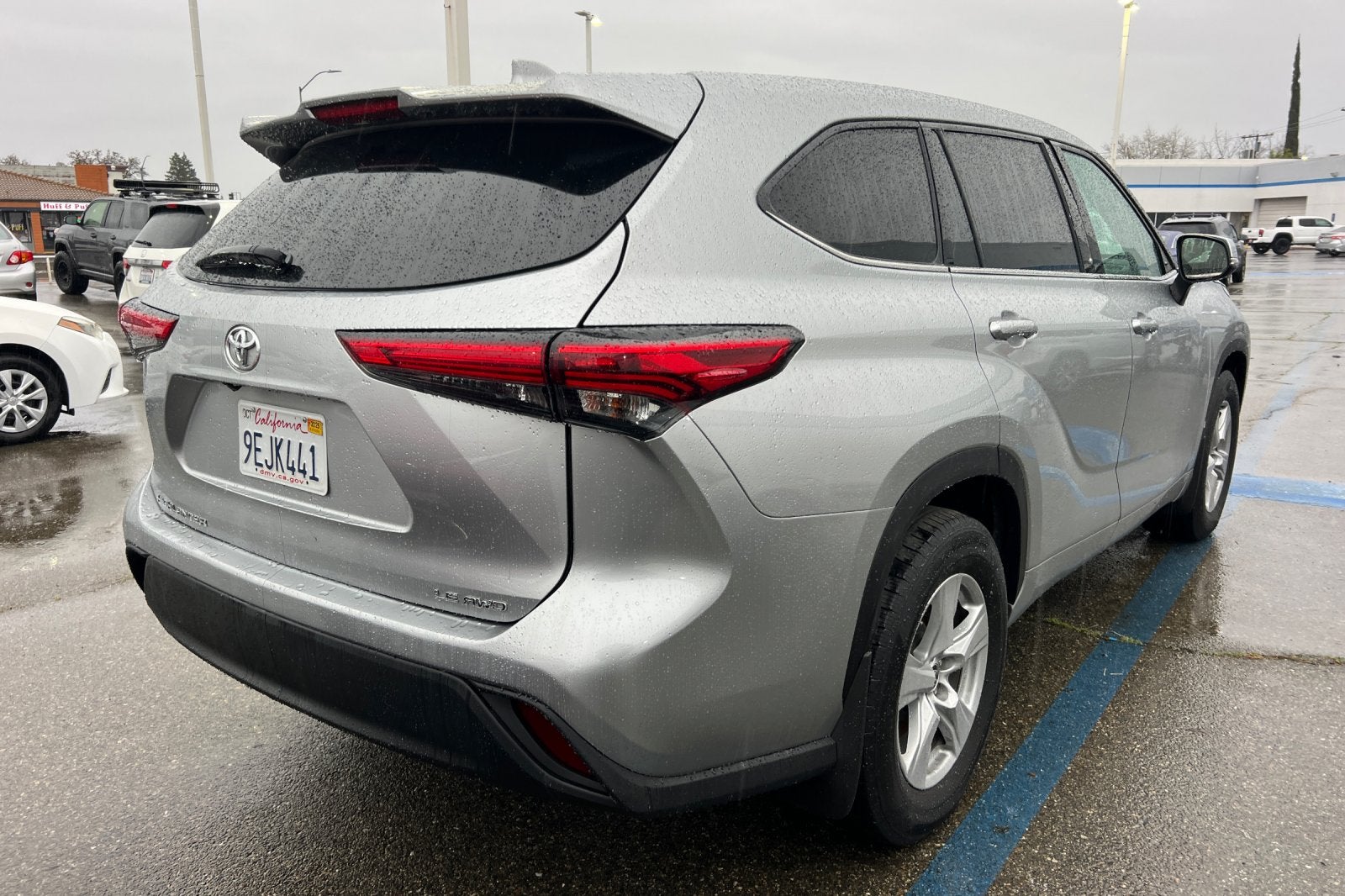 2021 Toyota Highlander LE