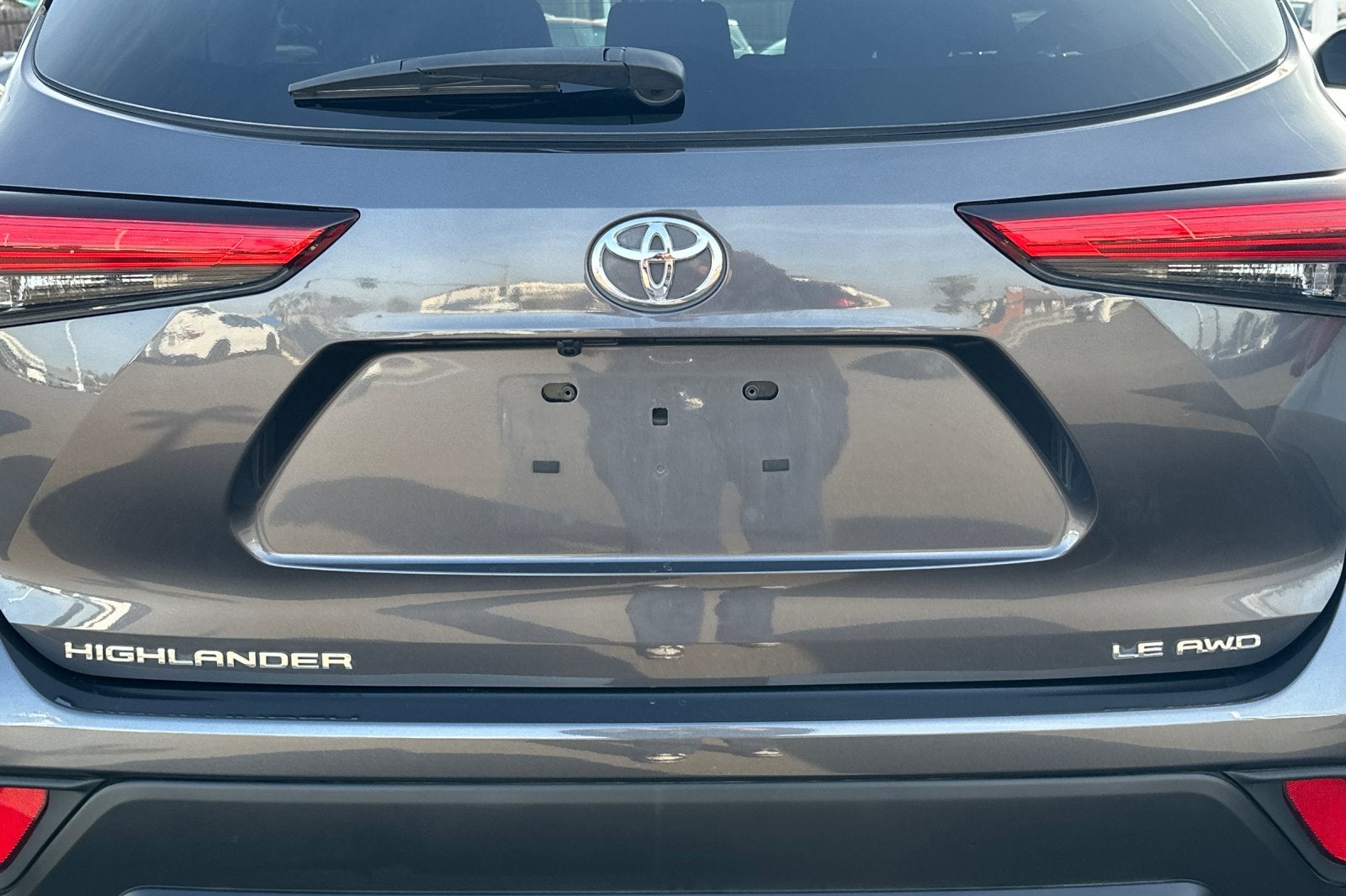 2021 Toyota Highlander LE