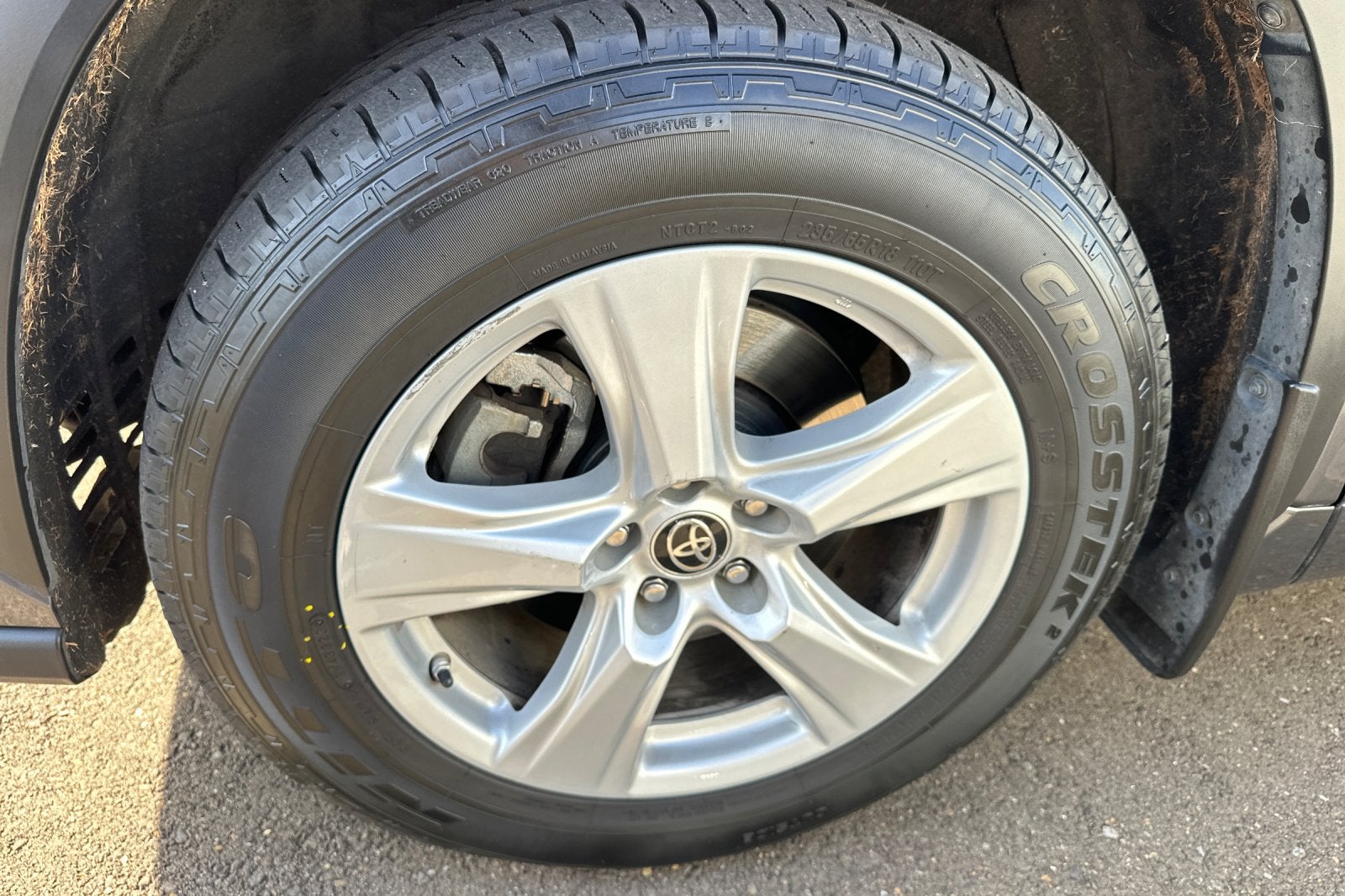 2021 Toyota Highlander LE