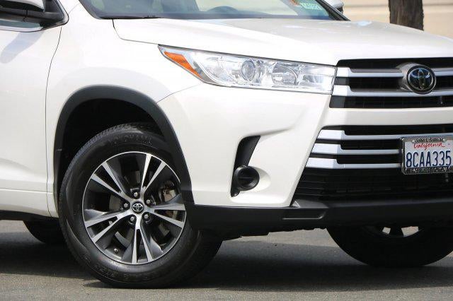 2018 Toyota Highlander LE