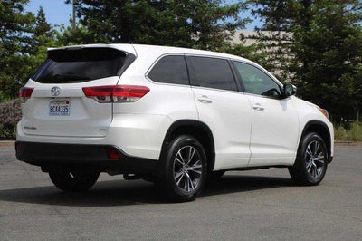 2018 Toyota Highlander LE