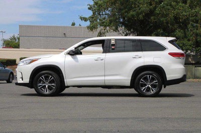 2018 Toyota Highlander LE