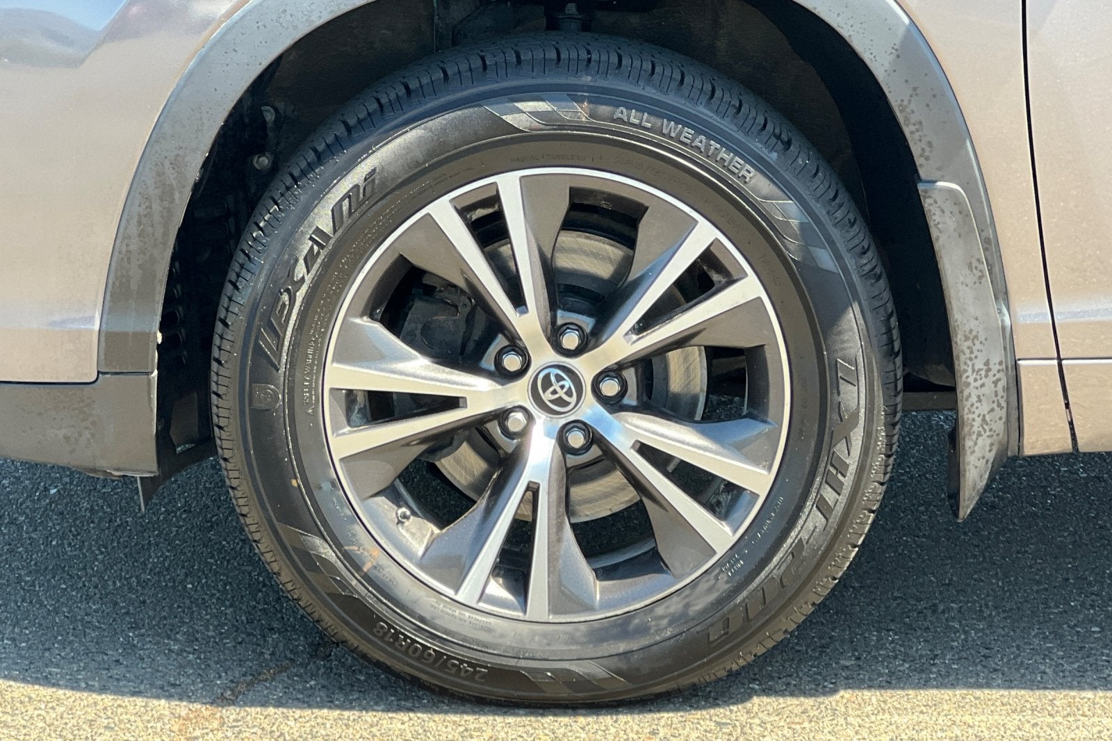 2017 Toyota Highlander LE