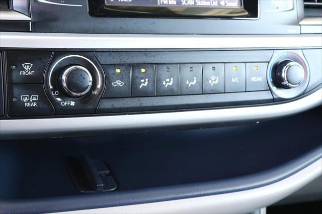 2017 Toyota Highlander LE