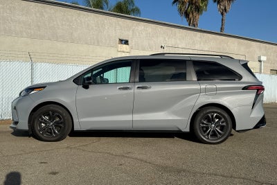 2025 Toyota Sienna XSE