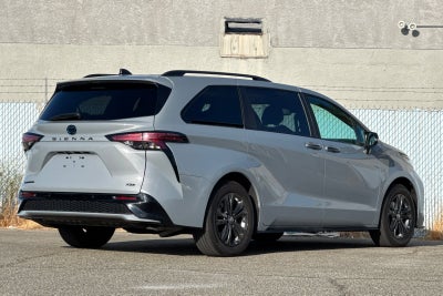 2025 Toyota Sienna XSE