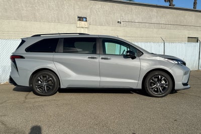 2025 Toyota Sienna XSE