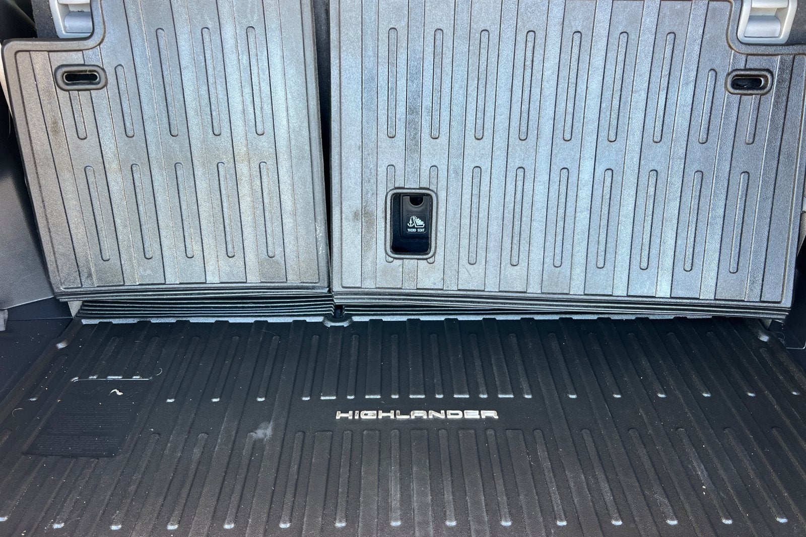 2022 Toyota Highlander L