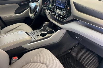 2022 Toyota Highlander L