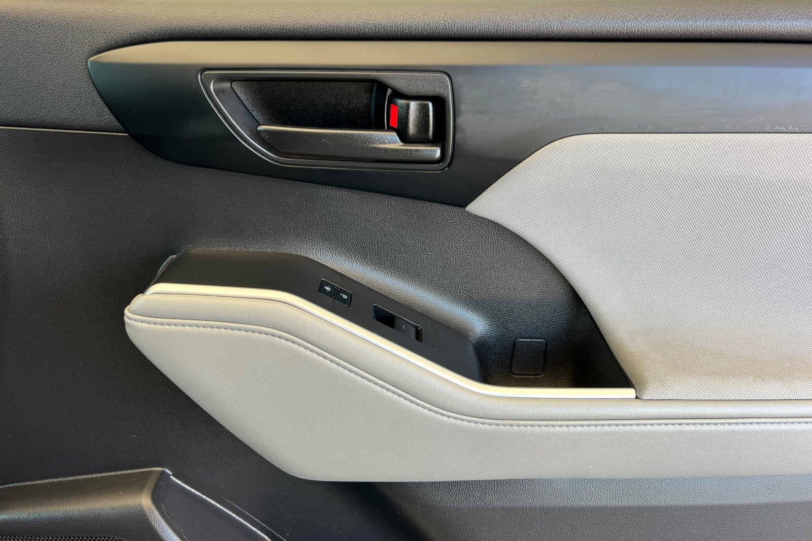 2022 Toyota Highlander L