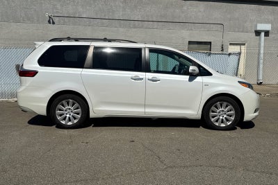 2016 Toyota Sienna Ltd Premium
