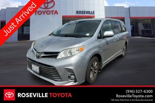 2018 Toyota Sienna XLE