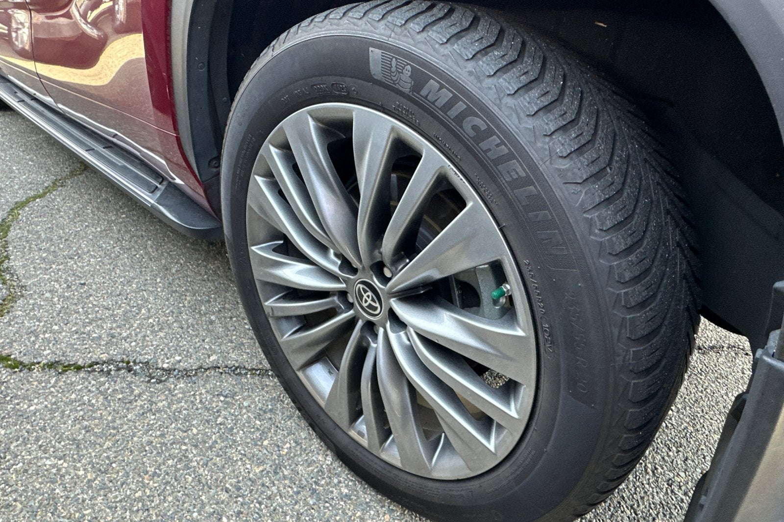 2021 Toyota Highlander Hybrid Platinum