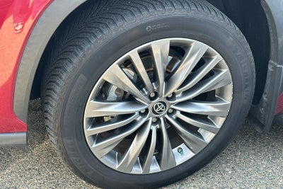 2021 Toyota Highlander Hybrid Platinum