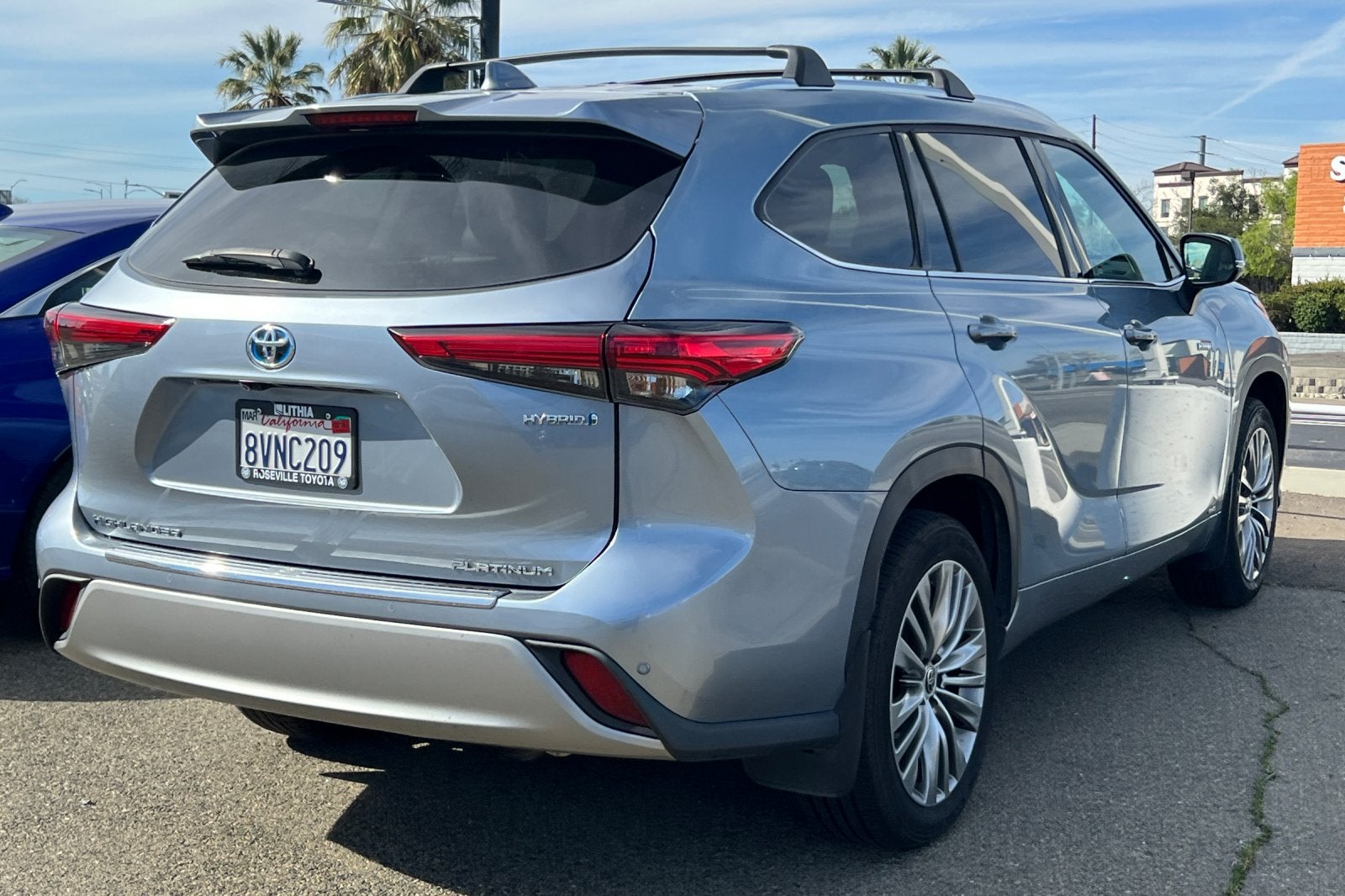 2021 Toyota Highlander Hybrid Platinum