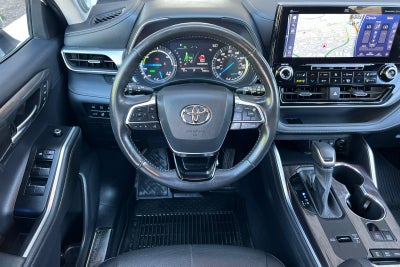 2021 Toyota Highlander Hybrid Platinum