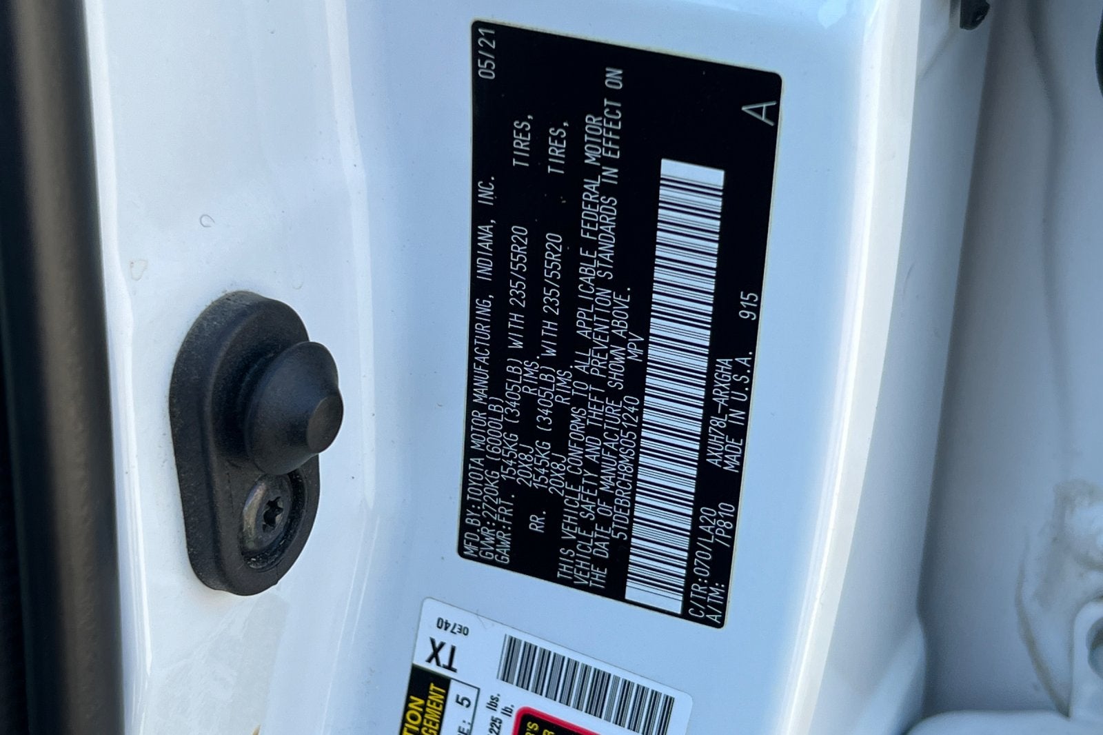 2021 Toyota Highlander Hybrid Platinum