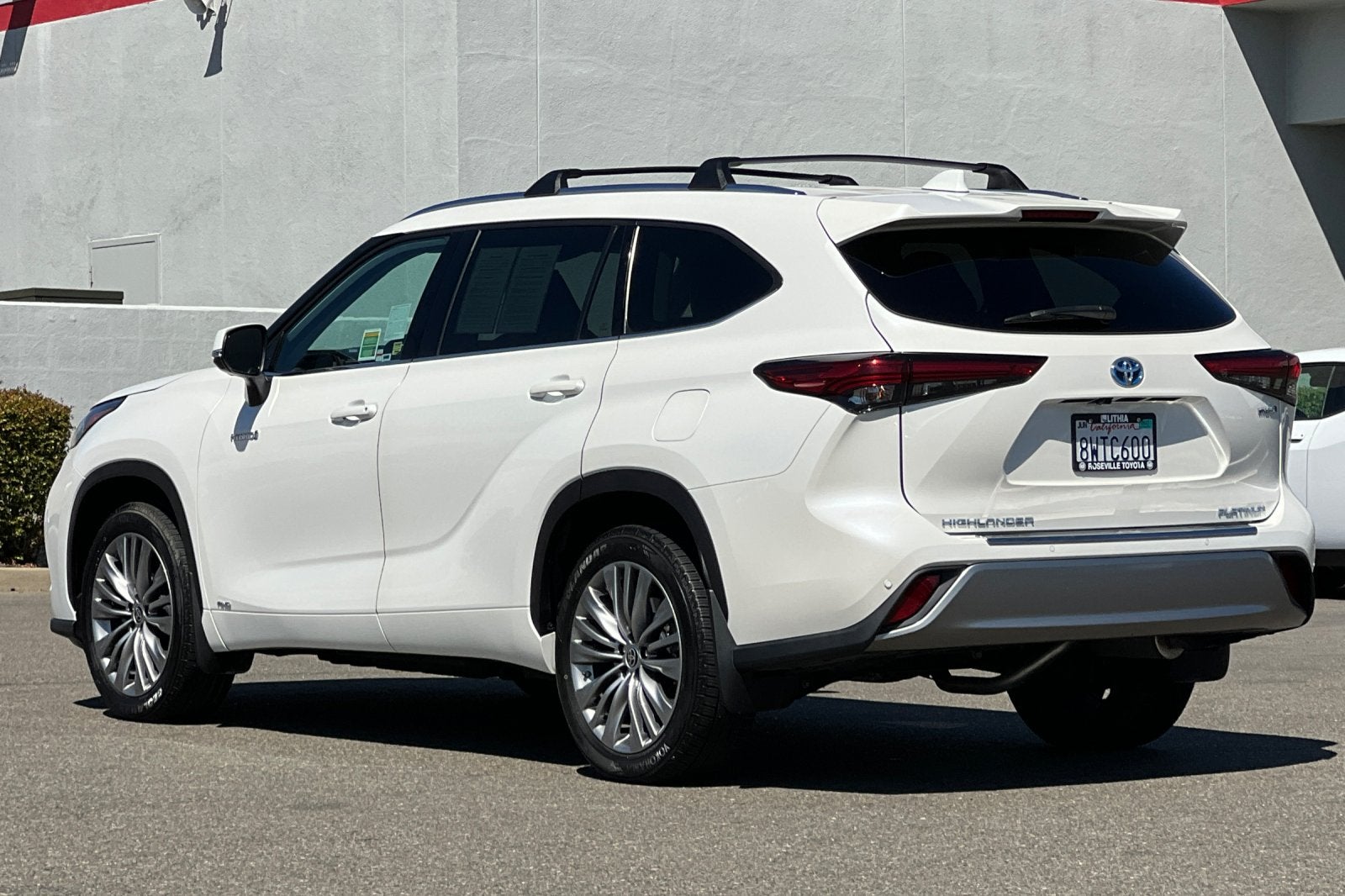 2021 Toyota Highlander Hybrid Platinum