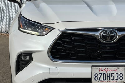 2022 Toyota Highlander Platinum