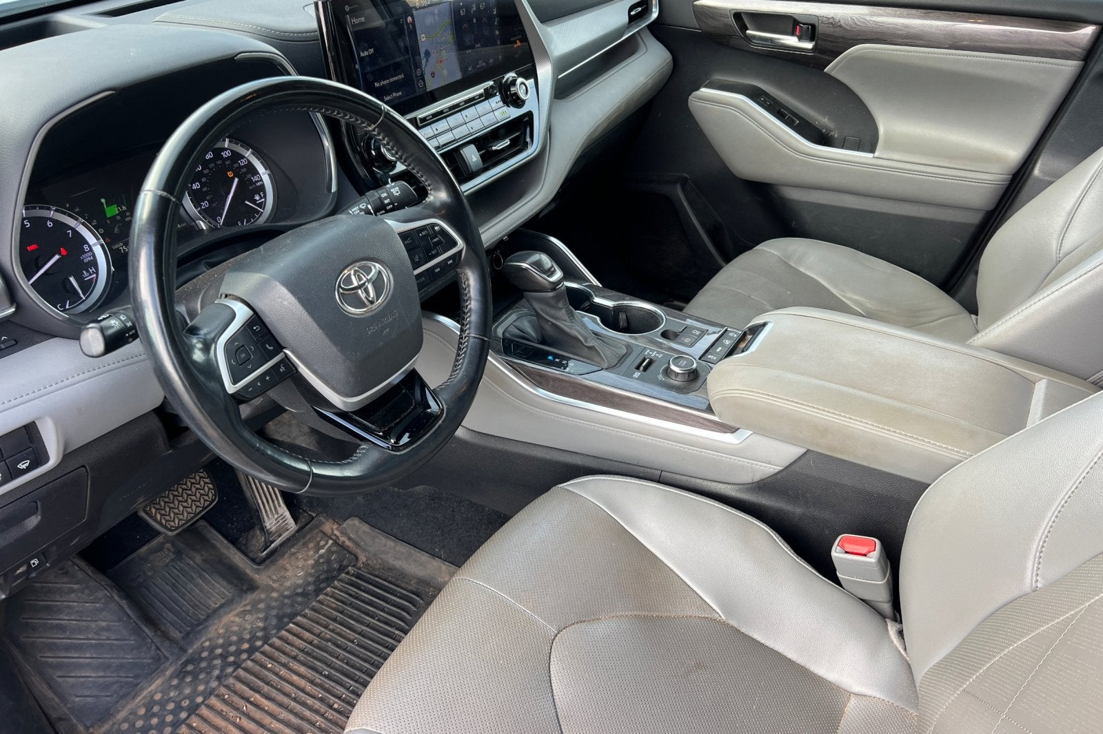 2022 Toyota Highlander Platinum