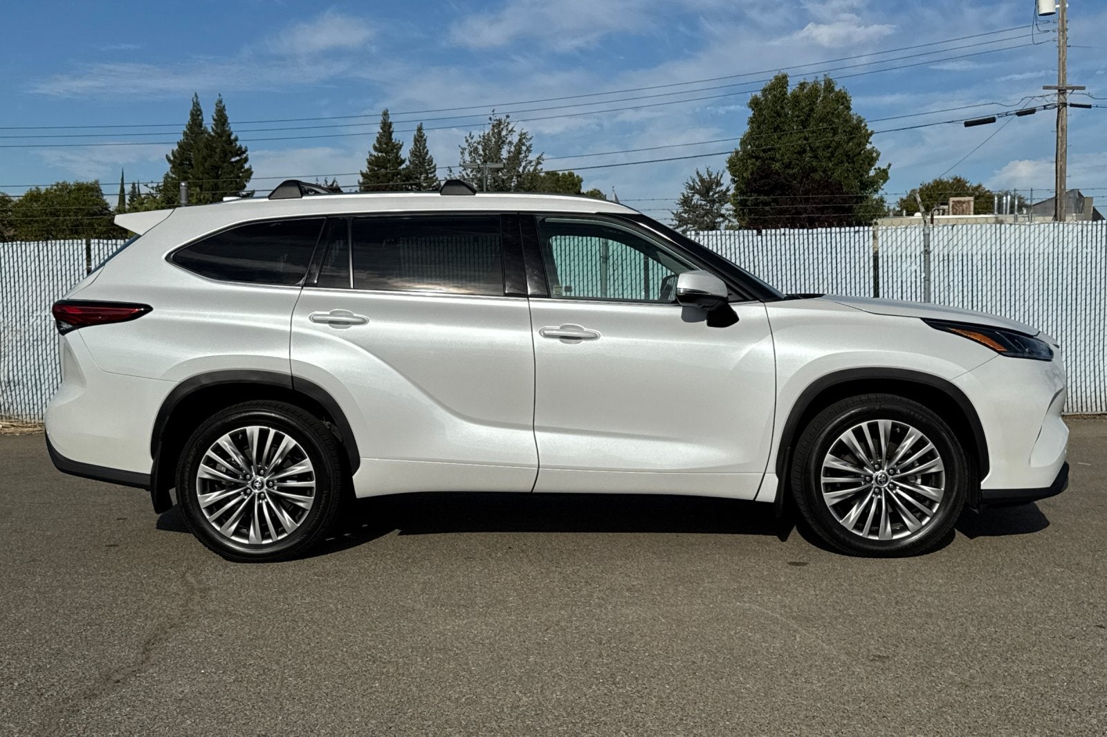 2022 Toyota Highlander Platinum