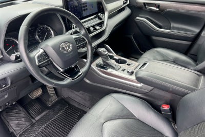 2021 Toyota Highlander Platinum