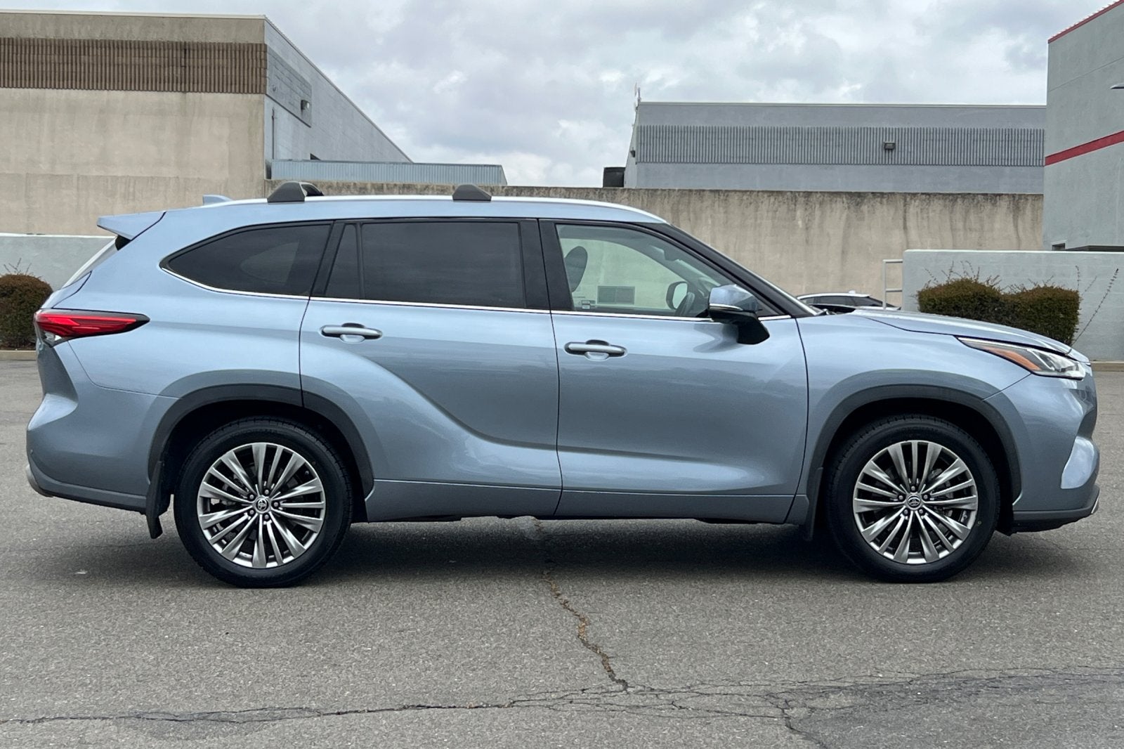 2021 Toyota Highlander Platinum