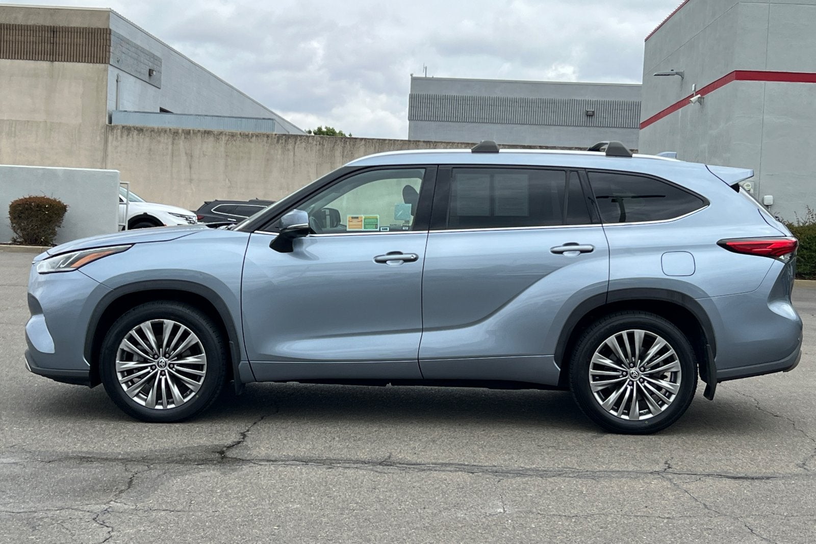 2021 Toyota Highlander Platinum