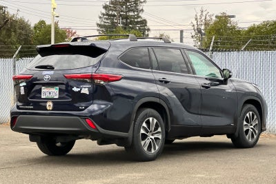 2021 Toyota Highlander Hybrid XLE