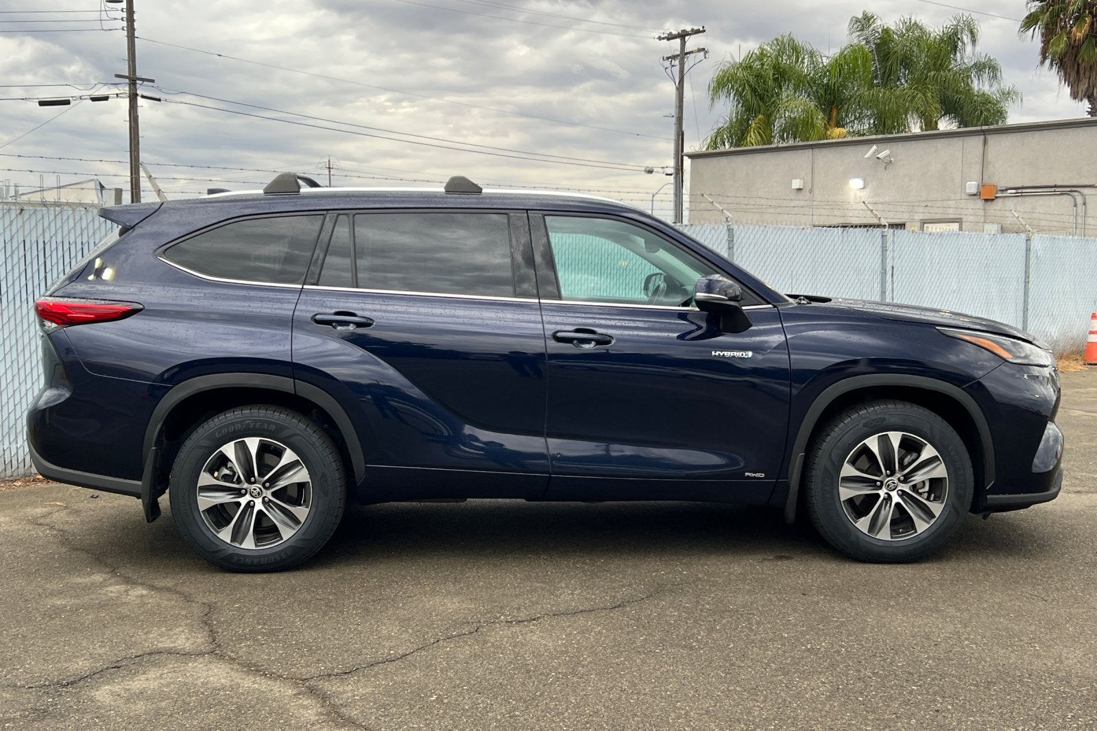 2021 Toyota Highlander Hybrid XLE