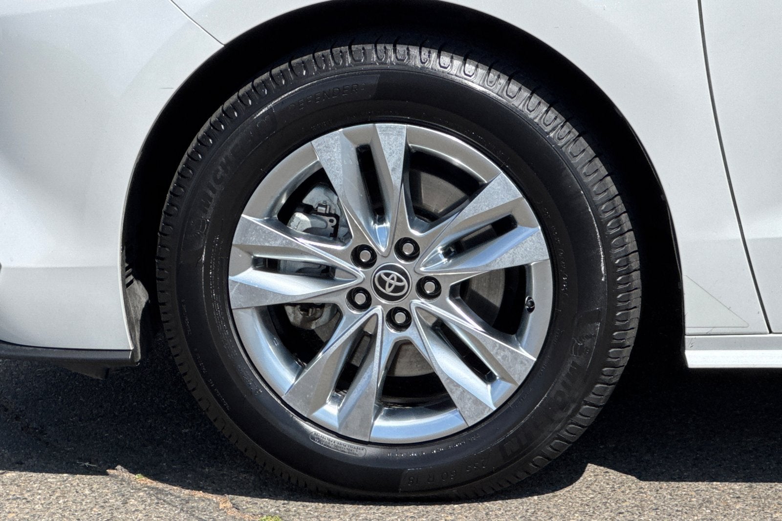 2023 Toyota Sienna XLE