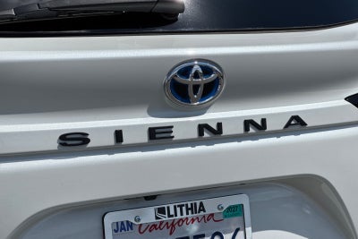 2023 Toyota Sienna XLE