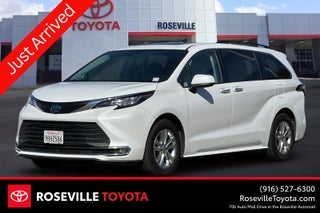 2023 Toyota Sienna XLE