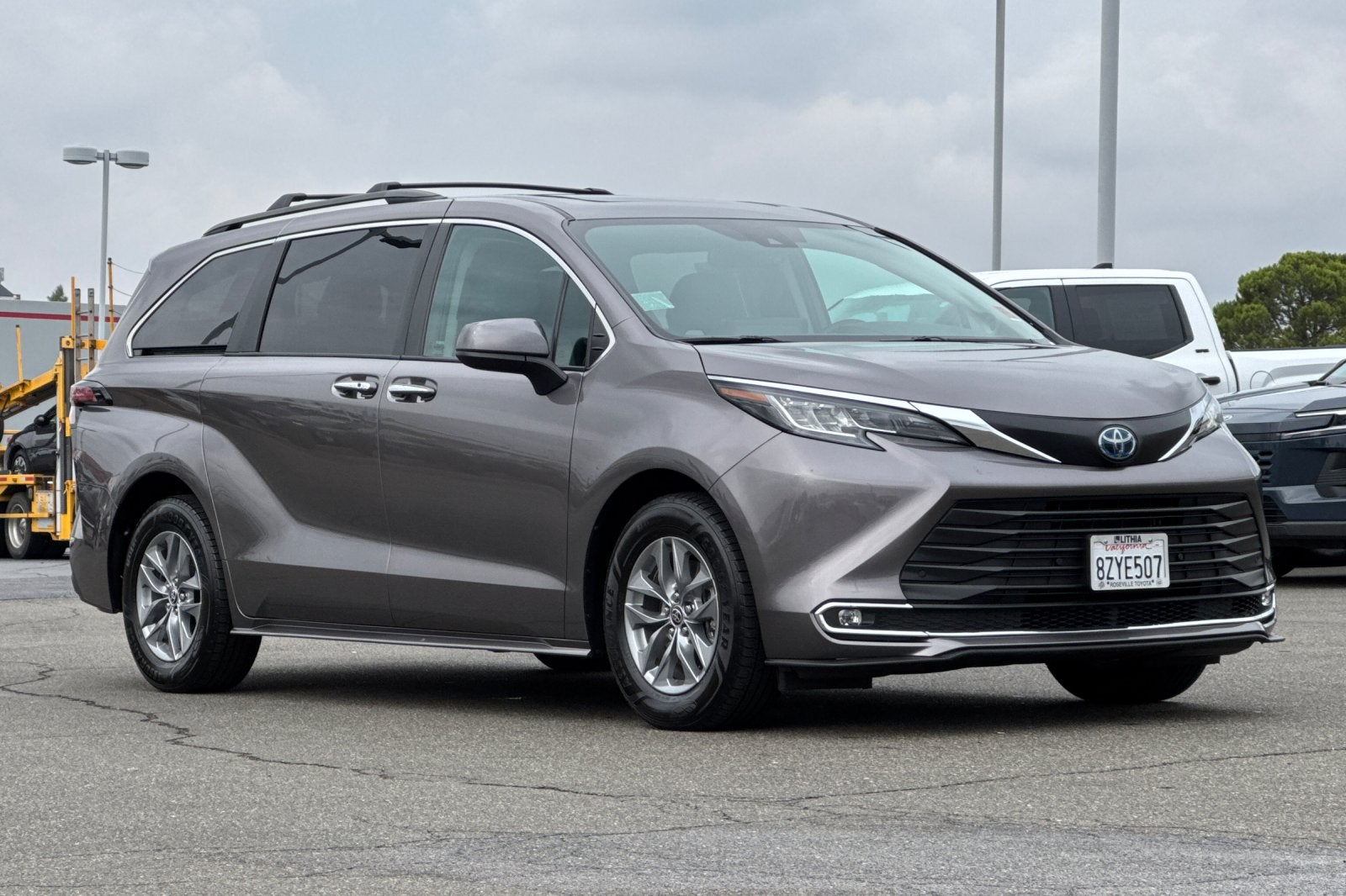 2022 Toyota Sienna XLE