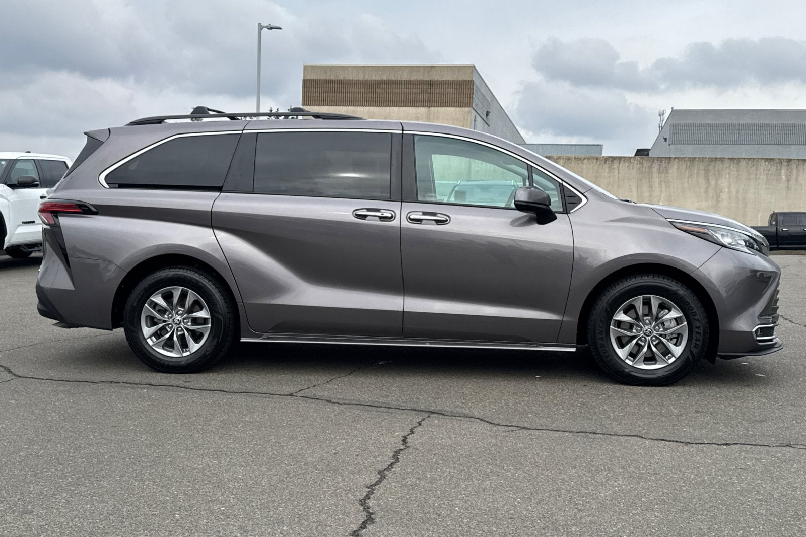 2022 Toyota Sienna XLE