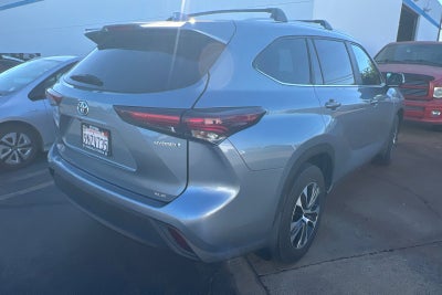 2024 Toyota Highlander Hybrid XLE
