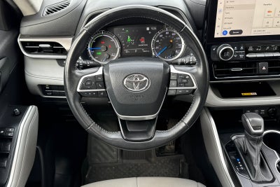 2023 Toyota Highlander Hybrid XLE