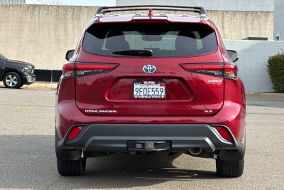 2023 Toyota Highlander Hybrid XLE
