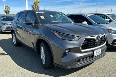 2024 Toyota Highlander LE