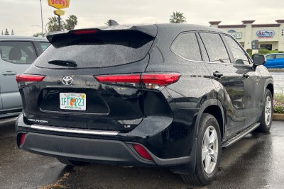 2023 Toyota Highlander LE