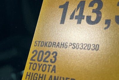 2023 Toyota Highlander LE