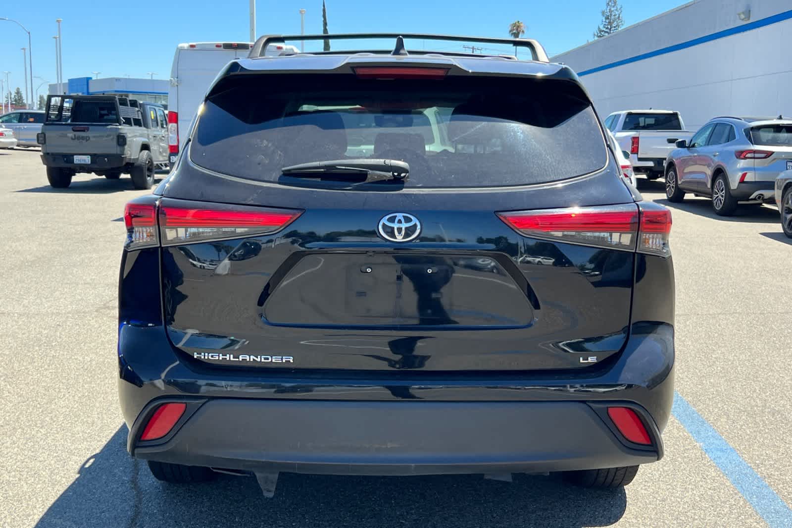 2023 Toyota Highlander LE