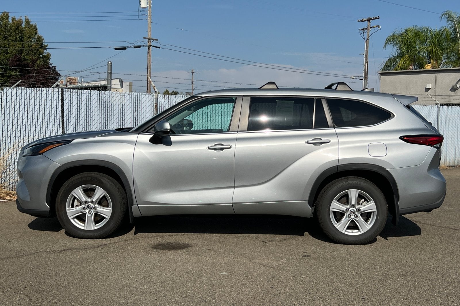 2023 Toyota Highlander LE