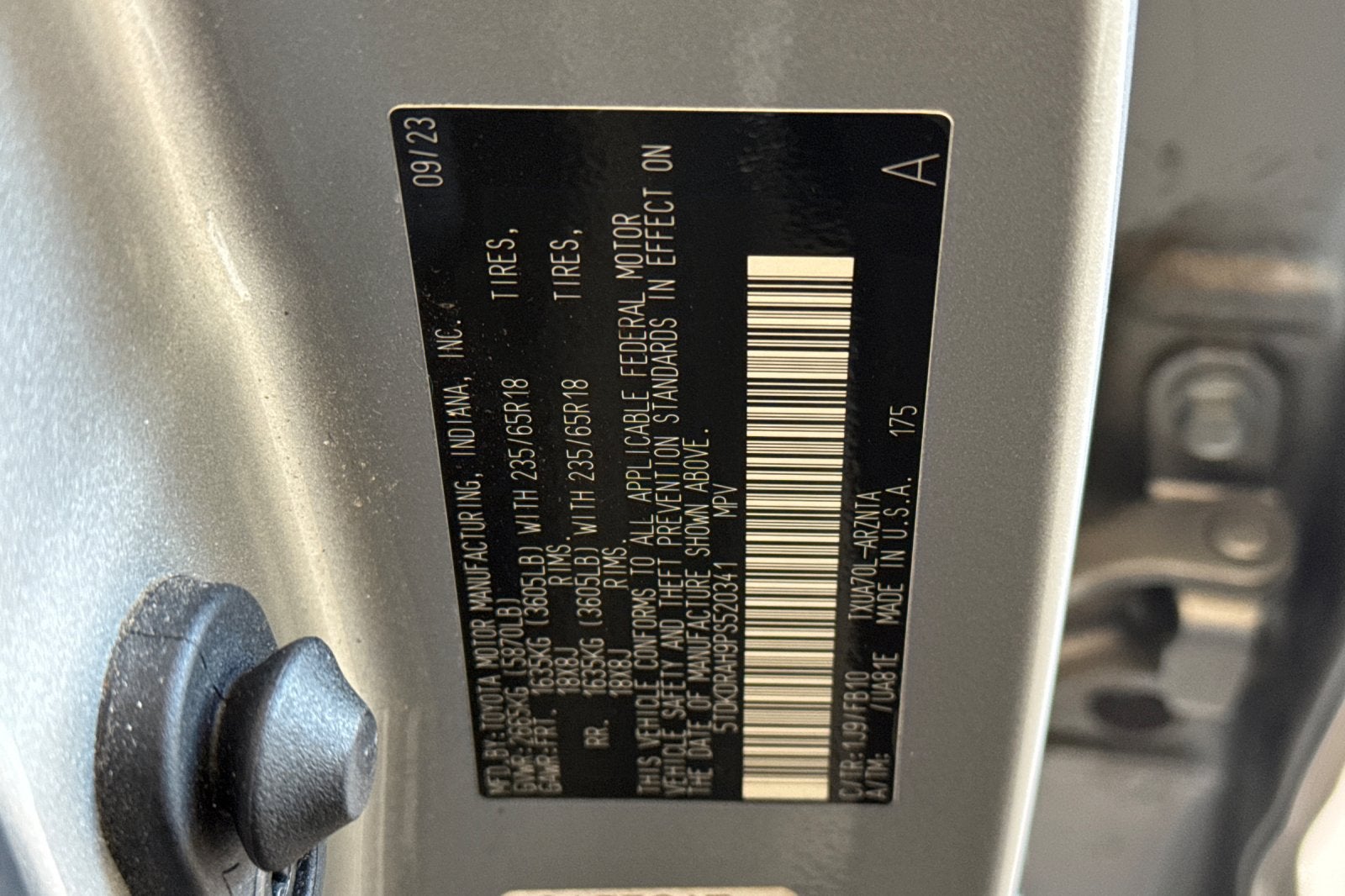 2023 Toyota Highlander LE