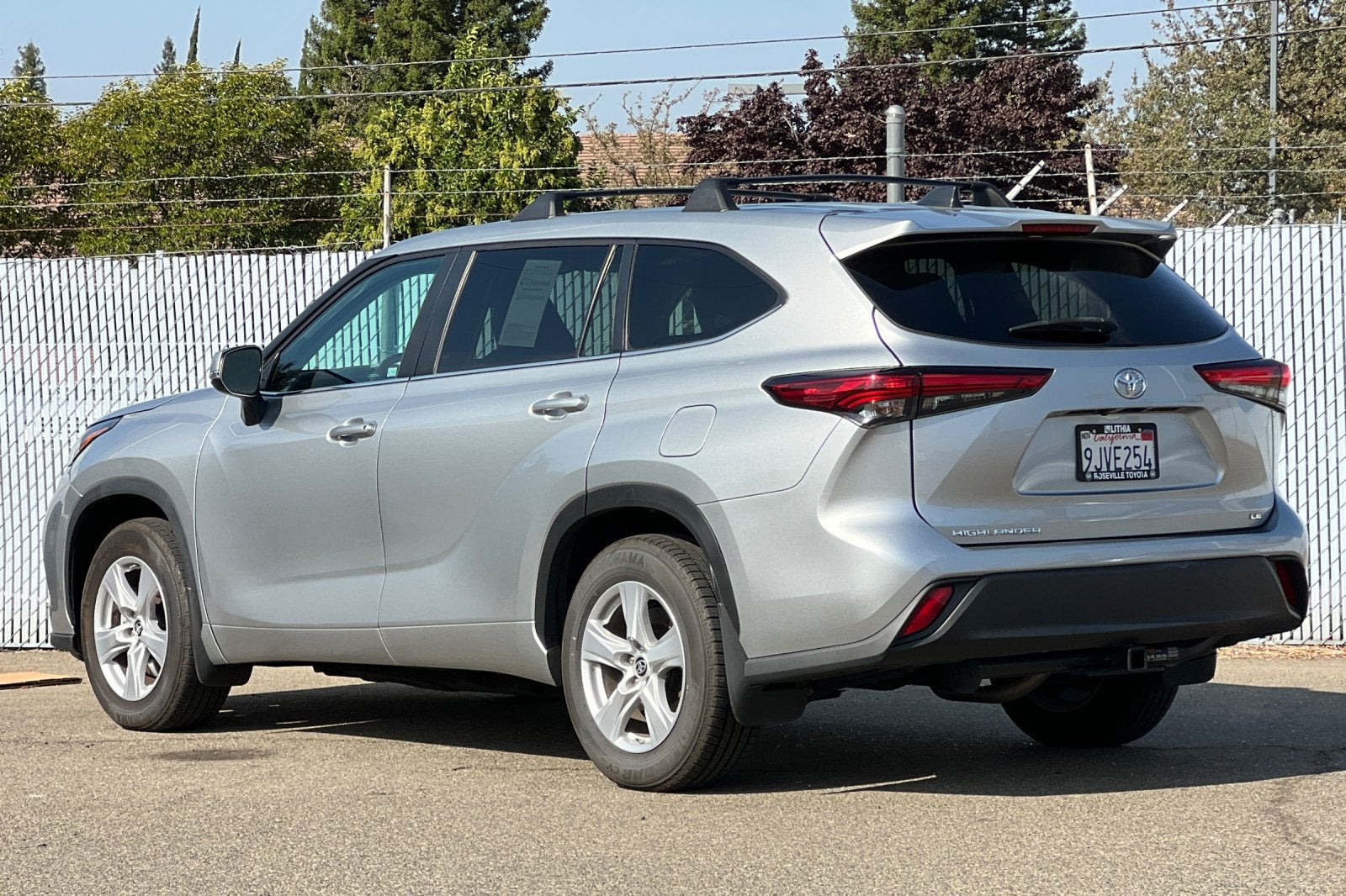 2023 Toyota Highlander LE